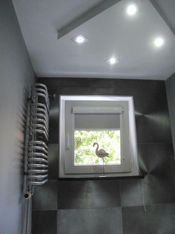 Mirror Leilighet *